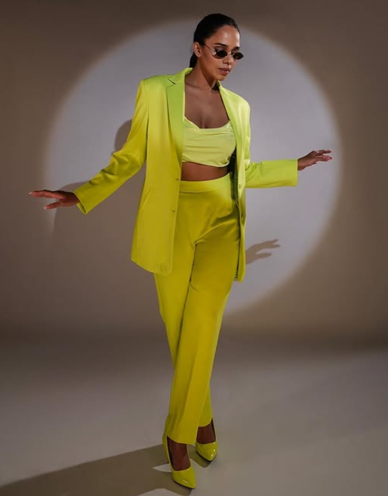 Lemon Tailored Set
